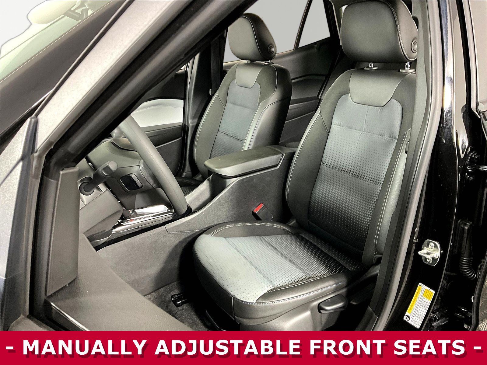 Used 2026 Chevrolet Trax LT FWD image 21