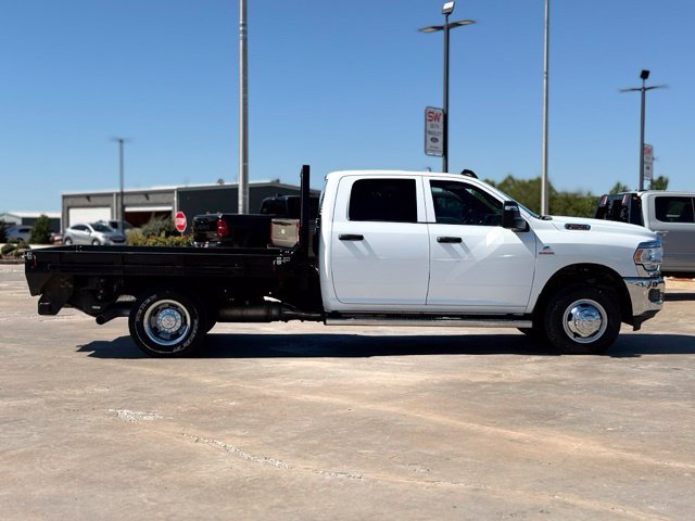 Used 2024 RAM 3500 Tradesman w/ Chrome Appearance Group AWD/4WD image 8