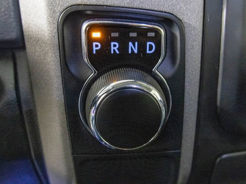 Used 2015 RAM 1500 Express image 25