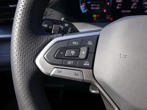 New 2026 Volkswagen Tiguan SE R-Line AWD/4WD image 24