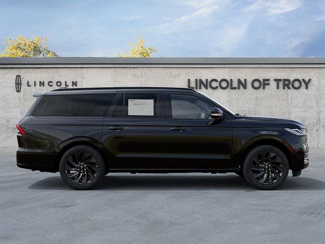 New 2027 Lincoln Navigator L Reserve w/ Jet Appearance Package AWD/4WD image 5