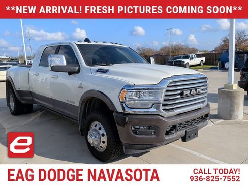 Used 2024 RAM 3500 Limited w/ Towing Technology Group image 1