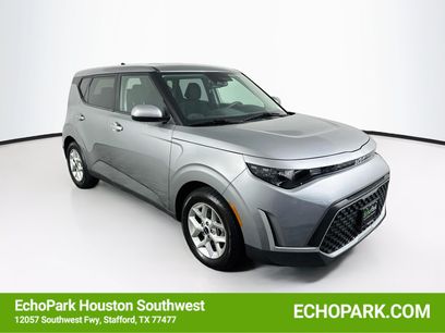 Used 2025 Kia Soul LX w/ LX Technology Package
