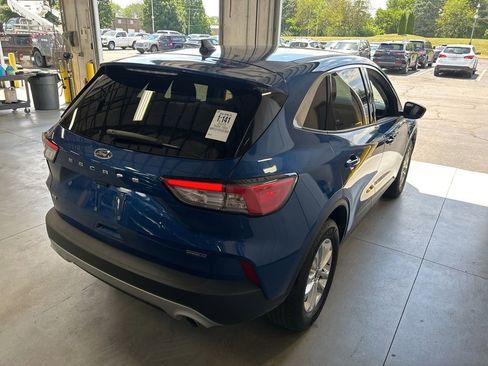 Used 2022 Ford Escape SE AWD/4WD image 7