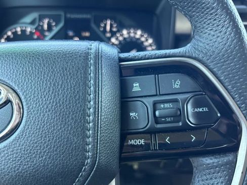 Used 2024 Toyota Tundra SR5 w/ SR5 Premium Package AWD/4WD image 22