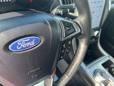 Used 2024 Ford Edge SEL AWD/4WD image 12