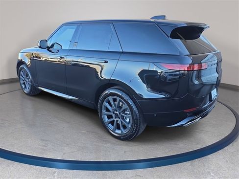 New 2026 Land Rover Range Rover Sport Dynamic SE image 7