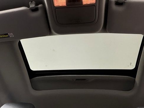 Used 2014 Honda Ridgeline SE image 32