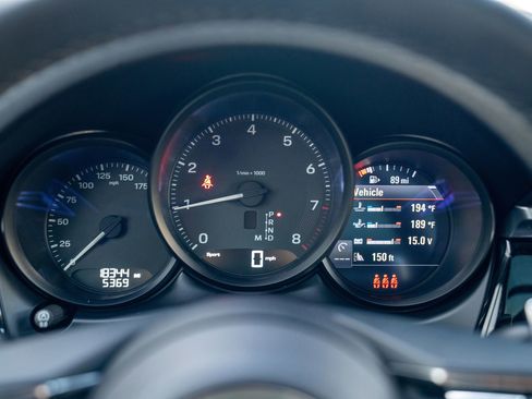 Certified 2024 Porsche Macan AWD/4WD image 15