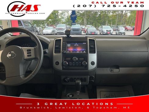 Used 2020 Nissan Frontier SV AWD/4WD image 15