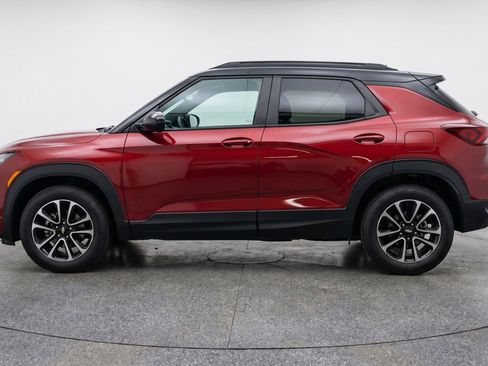 Used 2025 Chevrolet TrailBlazer LT FWD image 5