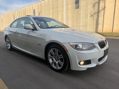 Used 2012 BMW 335i xDrive Coupe image 6