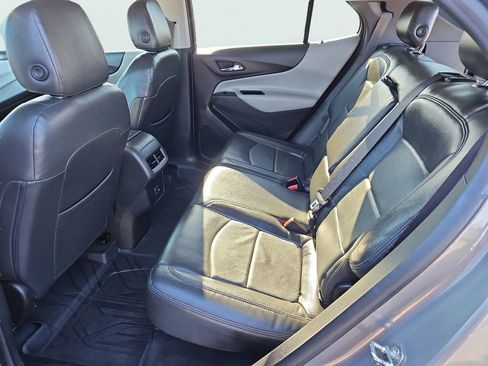 Used 2019 Chevrolet Equinox LT image 32