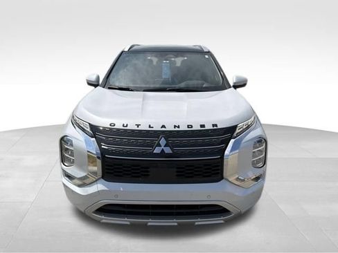 Used 2024 Mitsubishi Outlander SEL FWD image 9