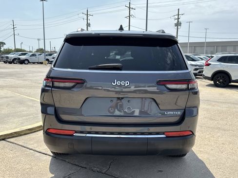 Used 2024 Jeep Grand Cherokee L Limited RWD image 6