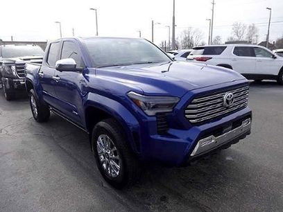 Used 2024 Toyota Tacoma Limited w/ Limited Package (LT)
