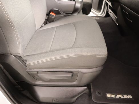 Used 2024 RAM 3500 Tradesman w/ Chrome Appearance Group image 12