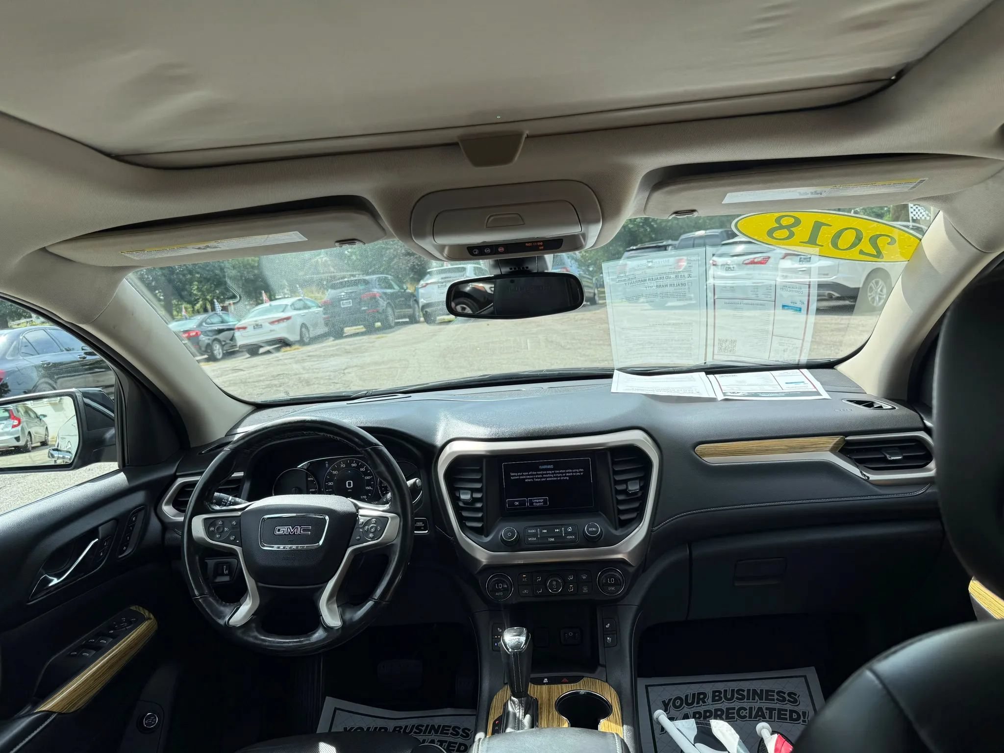 Used 2018 GMC Acadia Denali w/ Technology Package FWD image 22