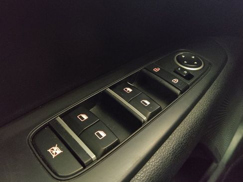 Used 2020 Kia Forte LXS image 27