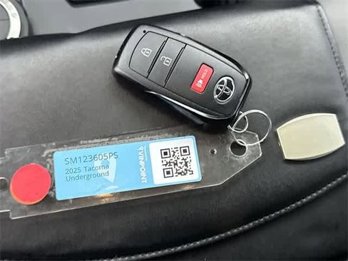 Certified 2025 Toyota Tacoma SR5 image 28