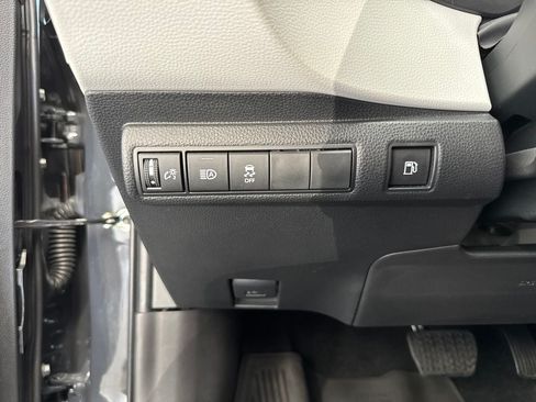 Used 2026 Toyota Corolla SE w/ SE Premium Package AWD/4WD image 34