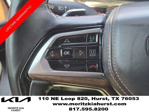 Used 2023 Jeep Grand Cherokee Summit w/ Luxury Tech Group V RWD image 28