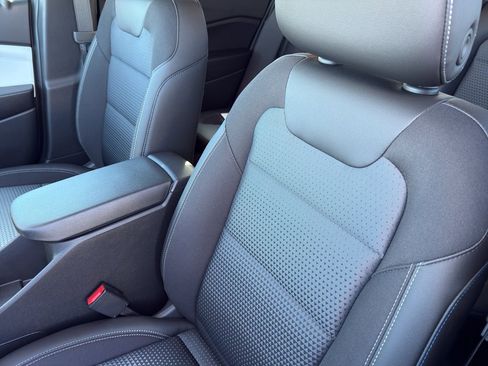 New 2026 Chevrolet Trax LT w/ Driver Confidence Package image 13