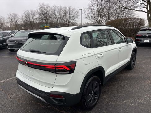 New 2026 Volkswagen Taos S FWD image 7