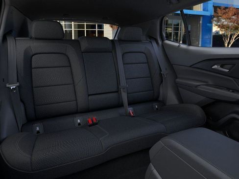 New 2026 Chevrolet Equinox EV LT image 17