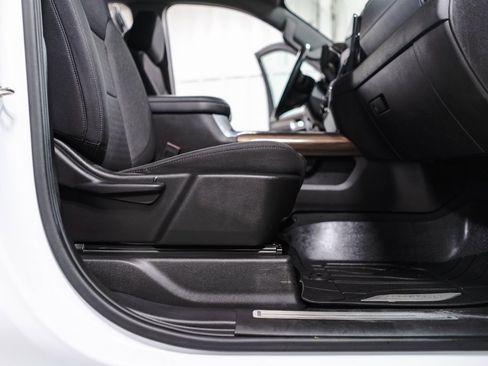 Used 2024 Chevrolet Silverado 2500 LT w/ Z71 Sport Edition image 35