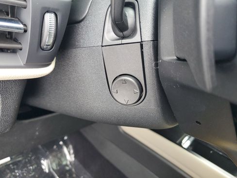 New 2026 Lincoln Corsair Premiere image 15