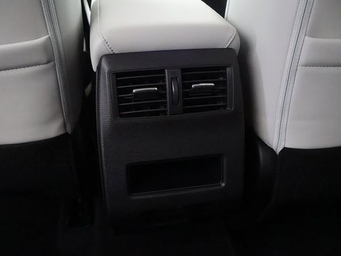 New 2026 Mitsubishi Outlander SE image 47