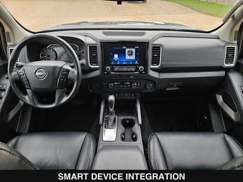 Used 2024 Nissan Frontier SV w/ SV Convenience Package image 19