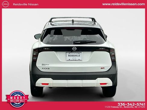 New 2026 Nissan Kicks SR w/ Interior Electronics Package image 5