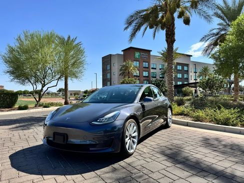 Used 2018 Tesla Model 3 Long Range AWD/4WD image 8