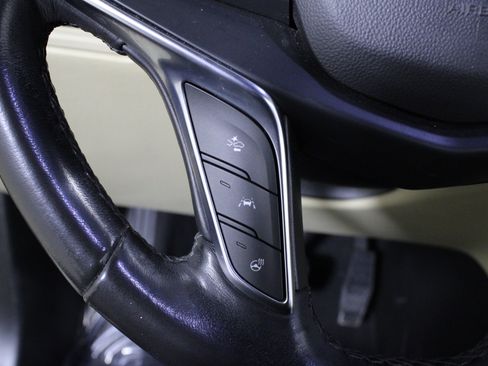 Used 2018 Cadillac XT5 Luxury w/ Driver Awareness Package image 24