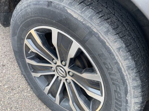 Used 2020 Nissan Armada SL w/ Premium Package image 23