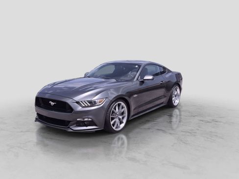 Used 2016 Ford Mustang GT RWD image 4