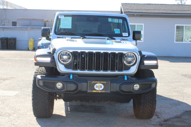 Used 2024 Jeep Wrangler Unlimited Rubicon 4xe AWD/4WD image 2