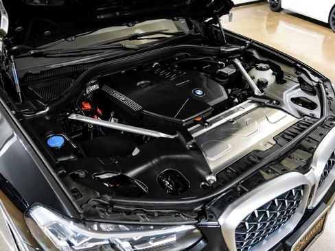 Used 2024 BMW X4 xDrive30i image 54