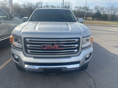 Used 2017 GMC Canyon SLE w/ All Terrain Package image 2