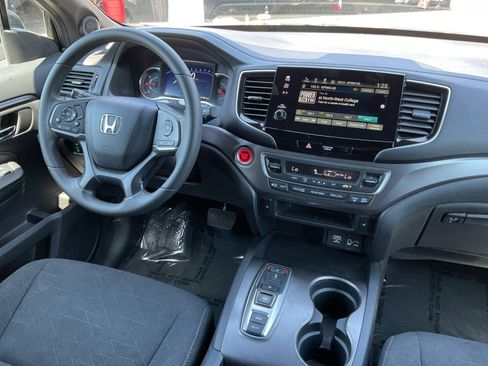 Used 2022 Honda Pilot Sport image 15