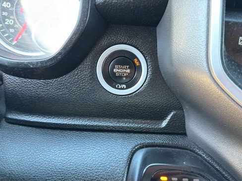 Used 2019 RAM 1500 Big Horn RWD image 23