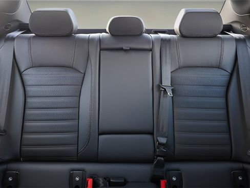 New 2025 Alfa Romeo Giulia Base image 22