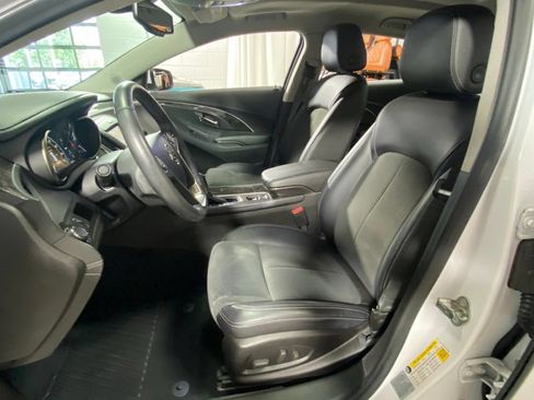 Used 2016 Buick LaCrosse FWD image 17