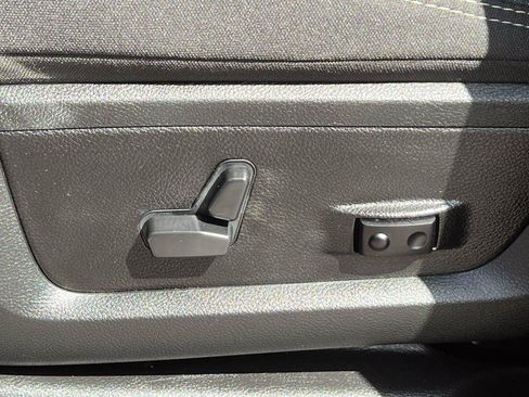 Used 2026 RAM 2500 Big Horn AWD/4WD image 13