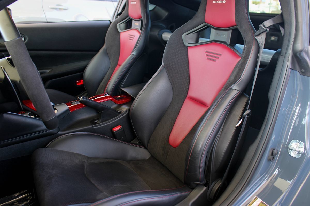 Used 2024 Nissan Z NISMO w/ Floor Mat Package RWD image 15