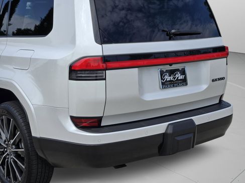 Certified 2025 Lexus GX 550 AWD/4WD image 41