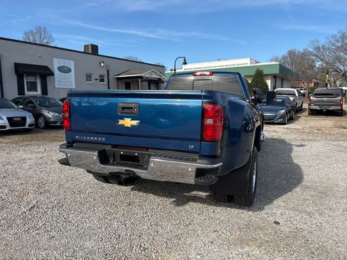 Used 2016 Chevrolet Silverado 3500 LT w/ LT Convenience Package image 13