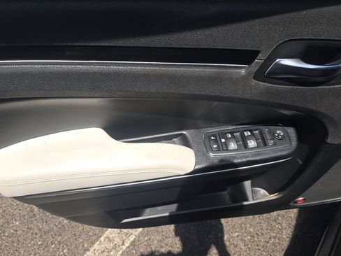 Used 2017 Chrysler 300 S w/ Safetytec Plus Group RWD image 6